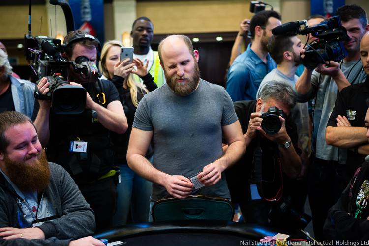 NEIL7040_Lucas_Greenwood_Bubble_PCA2019_Neil Stoddart